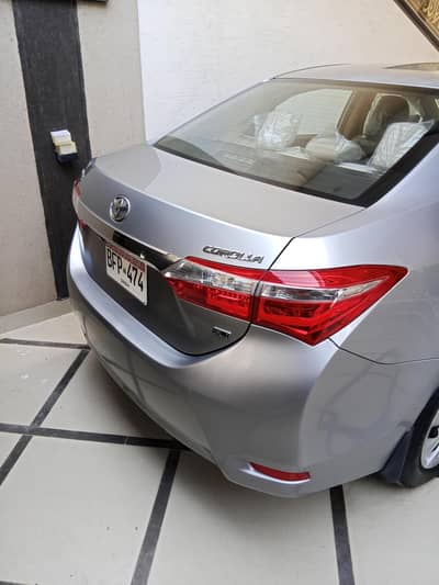 Corolla 2014/2015 end GLI automatic b2b orignal guranted antique piece