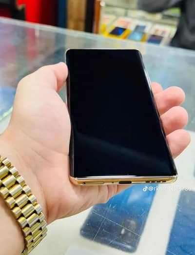 Infinix zero 30 new 10 by 10 condition golden color