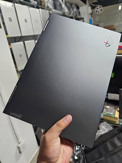 Lenovo ThinkPad X1 Yoga Gen 6 – i5 11th Gen | 16GB