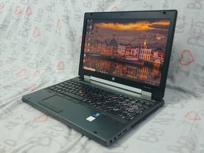 Hp EliteBook 8570w (i7 Quad core 16GB 256SSD 500HDD 2GB Nvidia)