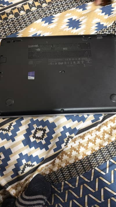 Hp laptop Core i5 6gen with ssd 16 gb ram 256