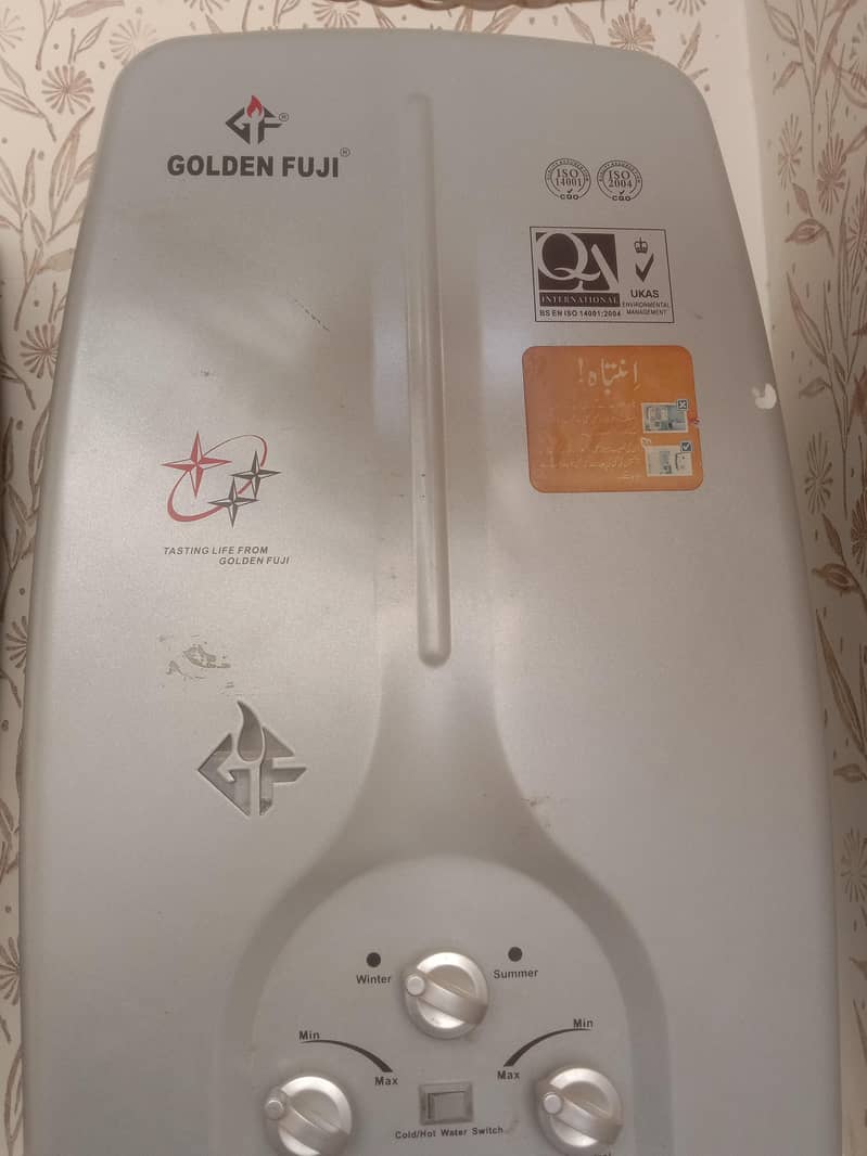 گولڈن فیوجی گیزر اٹھ لیٹر گڈ کنڈیشن ان سرگودھا 1