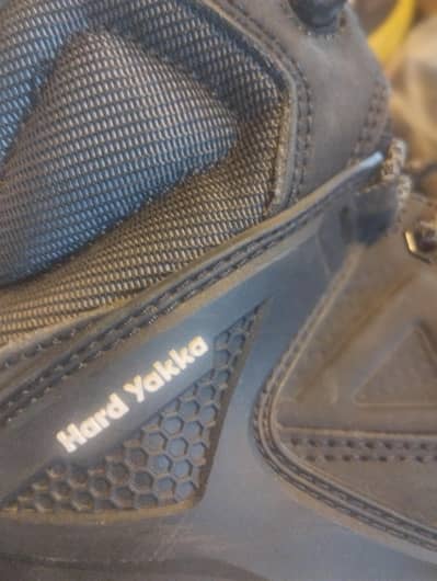 Original Hard Yakka Work / Safety Shoes – Used (Like New Condition)