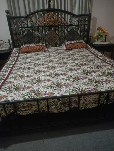 Heavy Iron bed set