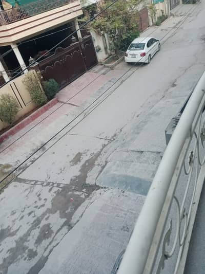 House for rent 10 Marla double story double unit slightly used