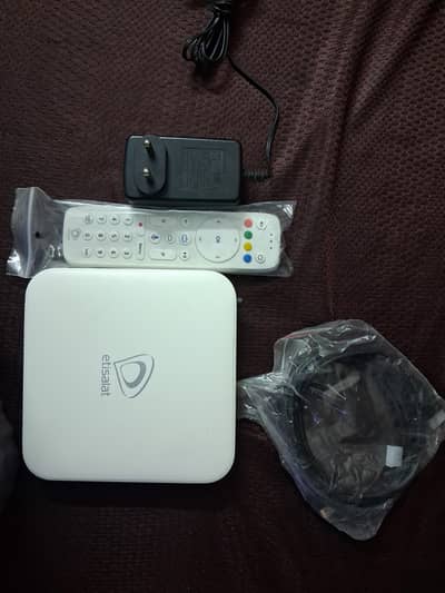 etisalst 4k Android tv box