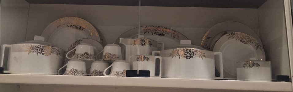 72 pc new dinner set without packing