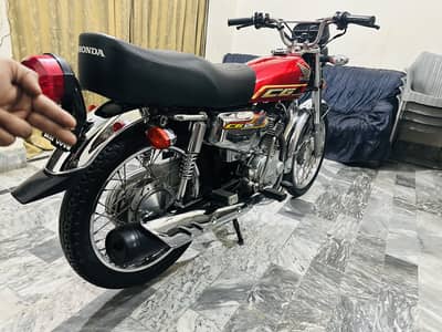 Honda125 self start very nice bike