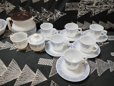 original porcelain dinner set. . . 47 pieces set