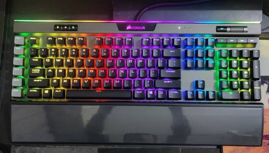 Corsair k95 RGB platinum gaming keyboard