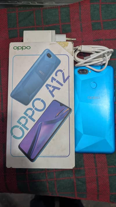 OPPO A12