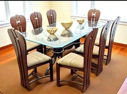 8 seater Dining Tabile