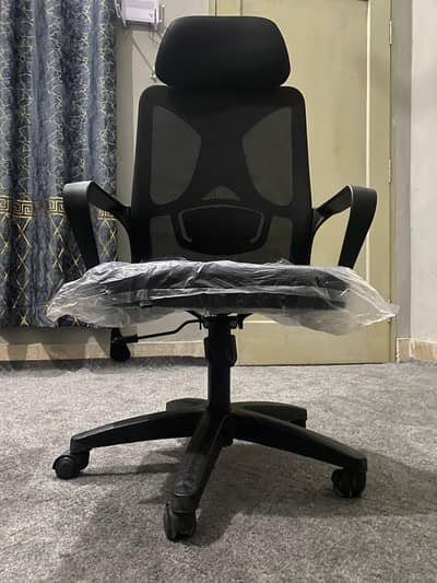 High Back Staff Chair with Headrest – MK-70