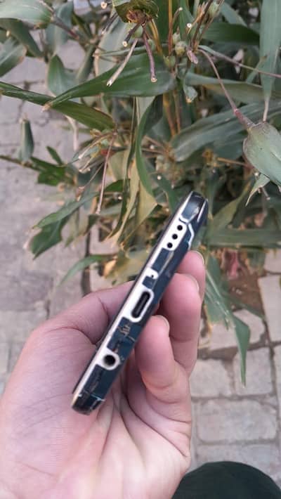 lg v60 eXchnge pOssible