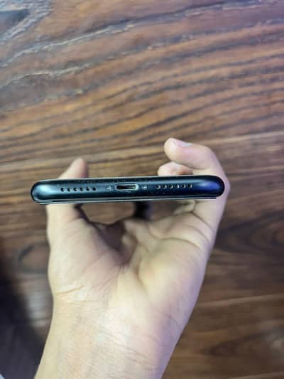 iphone XR 64GB
