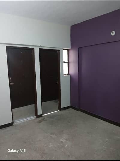 Sale Flat. New Renovated Flat Near Johar-Mor KHI