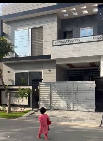 Direct Deals Marketing Offers Prime Location Beautiful Double Story House Available For Sale Reasonable Price in Jasmine Block Aljalil Garden