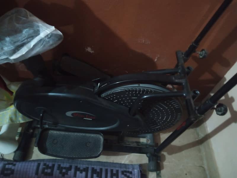 Elliptical cyclic machine 3