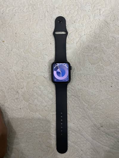 Apple watch SE 44mm 2023 model