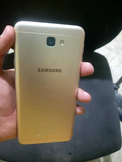 Samsung galaxy j7 prime good condition