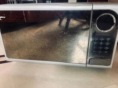 Homage microwave oven for sale, used and fully working 23L