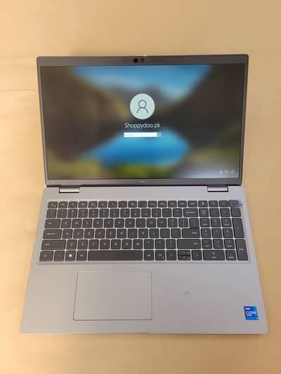 Dell Latitude 5520 i7-11th Gen 10/10 Srachless Fingerprint