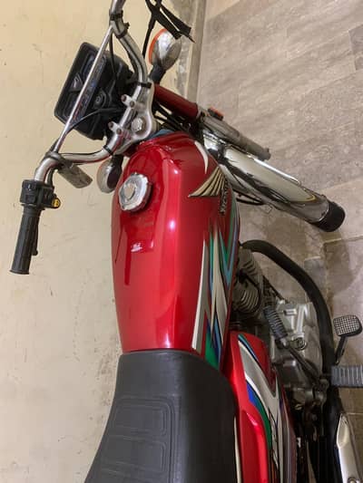 Honda CG 125 2023