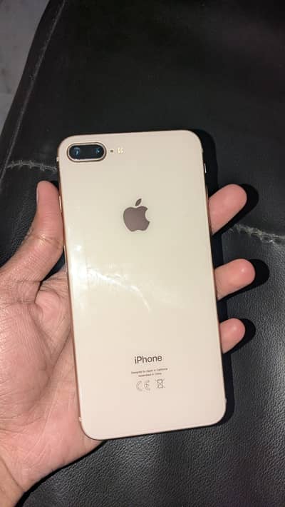iPhone 8 Plus