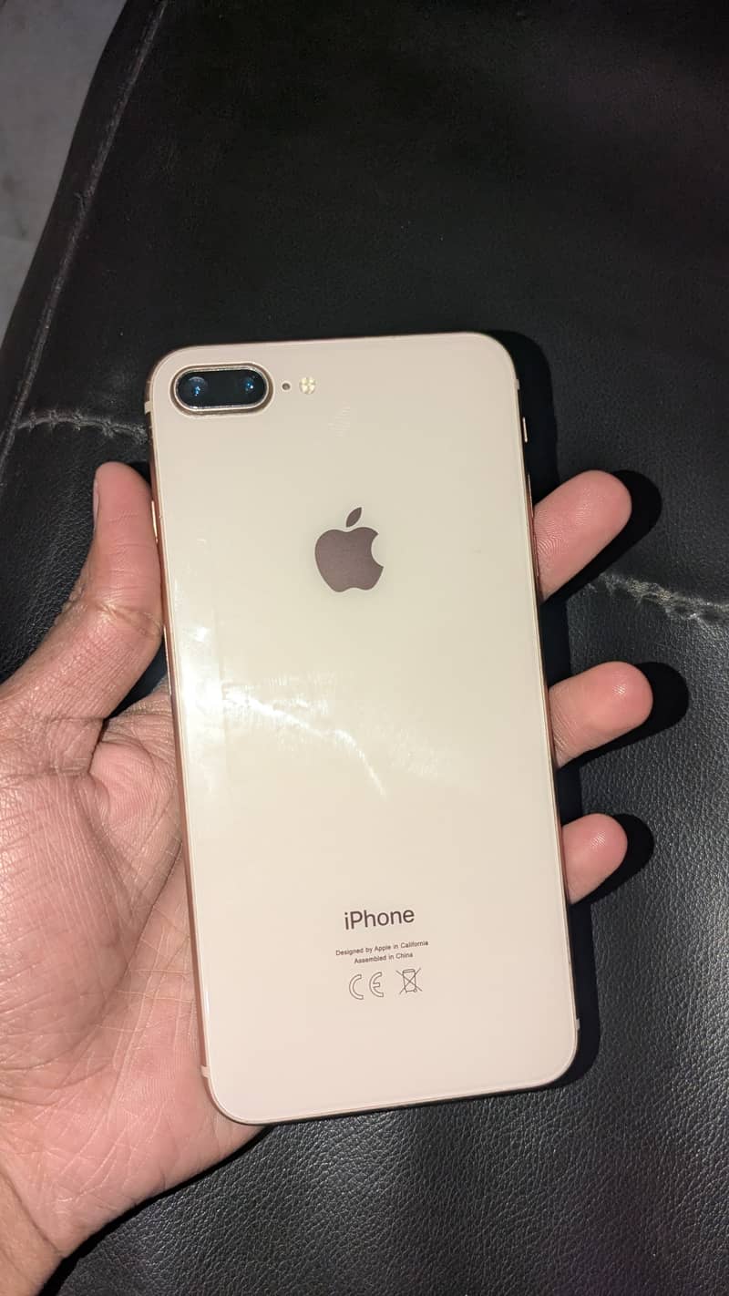 iPhone 8 Plus 0