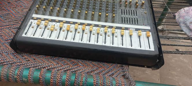 k audio mixer 12 channels