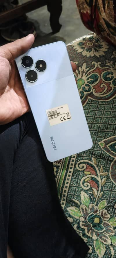 realme NOTE 50 box