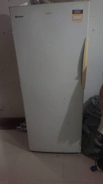 westing house refrigerator