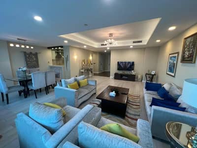 3 Bedrooms luxury apartment available on daily and weekly basis