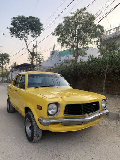 Mazda 808