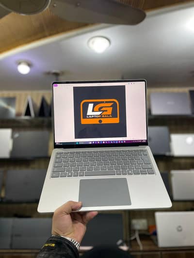 Surface Laptop 7 | Snapdragon (R) X 10-Core | 16/256 | Under Warranty