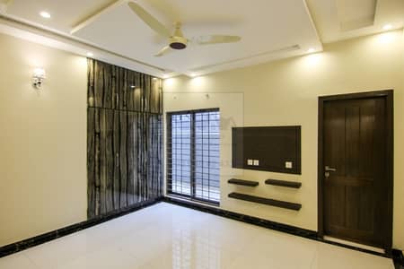 Brand New 10 Marla Upper Portion For Rent Available With Gas Near DHA M Block