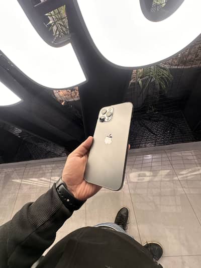 iPhone 12 pro max  128gb factory unlock