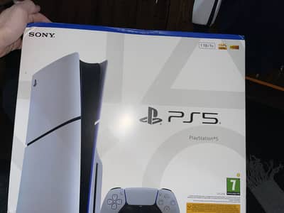 Genuinely new PS5 ( play station) Uk version slim edition