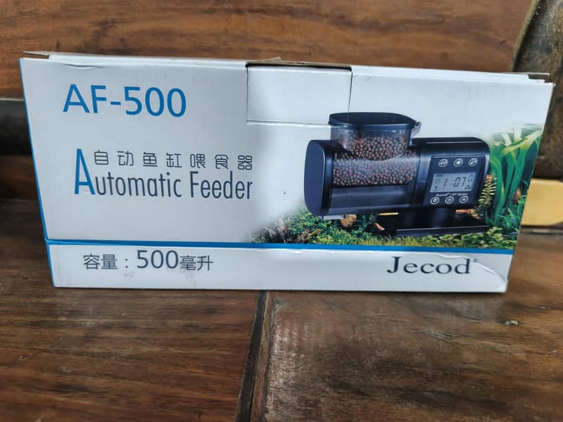 Automatic fish feeder 0