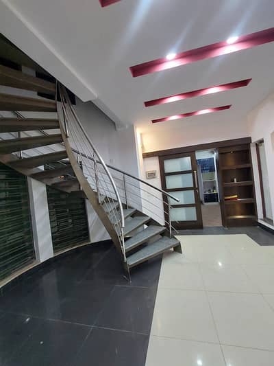 Safari villas 3 Available for rent in Bahria Town Phase 3