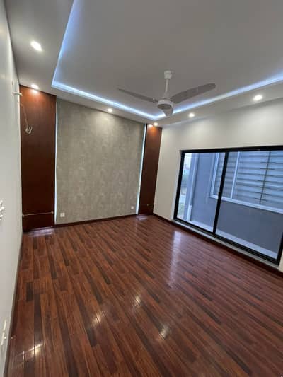 5 MARLA HOUSE IN THE A BLOCK OF DHA 9 TOWN, LAHORE