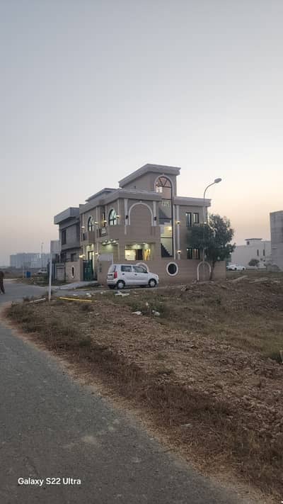 5 MARLA CORNER HOUSE IN THE D BLOCK OF DHA 9 TOWN, LAHORE