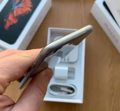 iphone 6 plus 128 GB with box