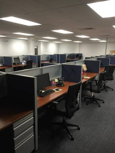 25 seater luxary furnished call center ,Office,Hall for rent