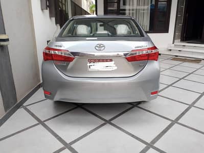 Corolla 2016 GLI automatic bumper to bumper orignal guranted