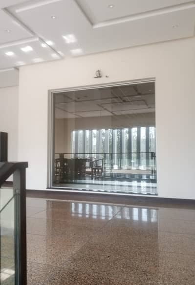 37000+ sq. ft. Factory available for Rent Location Sunder Industrial Estate Lahore