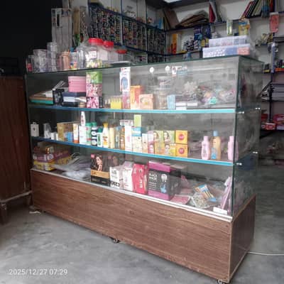 دوکان شو کیس