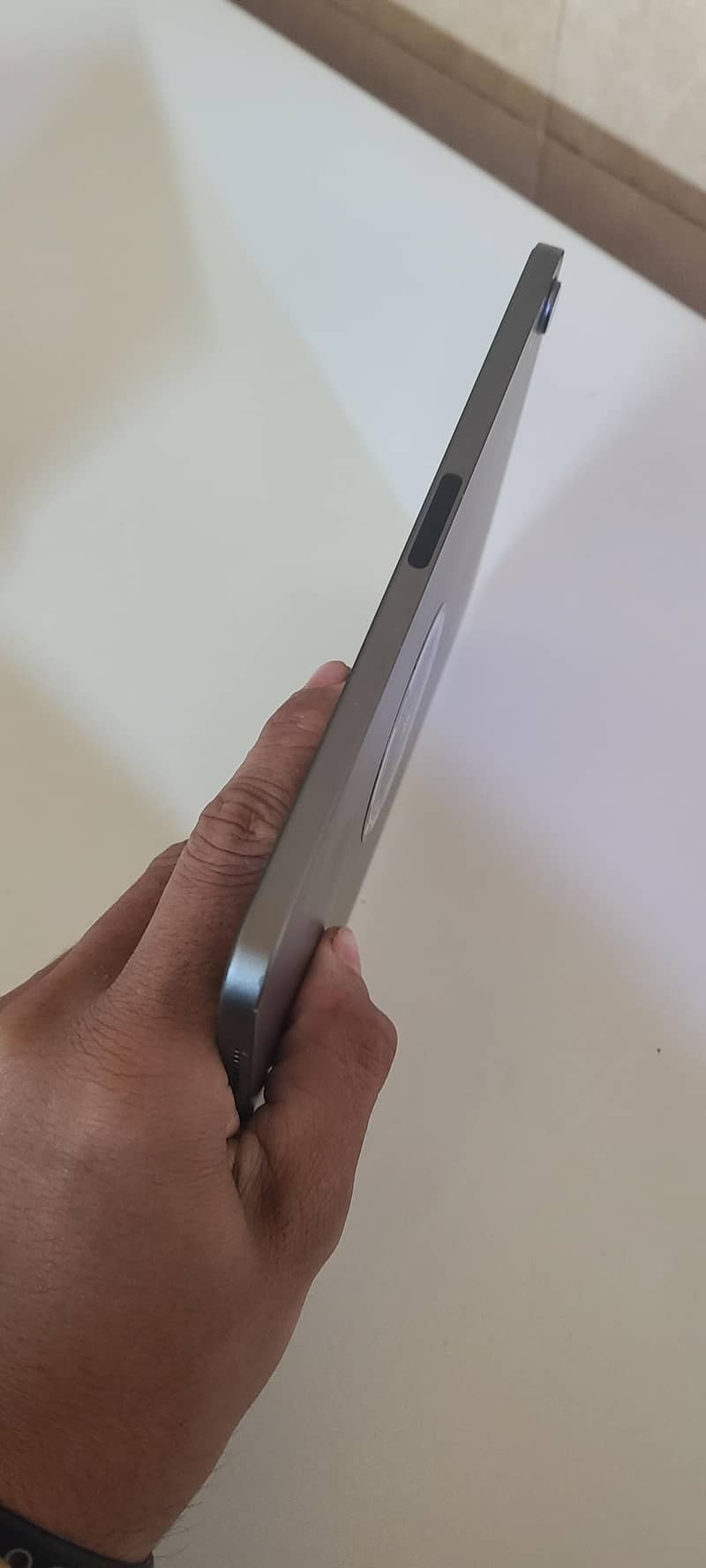 ipad mini 6 with box 3