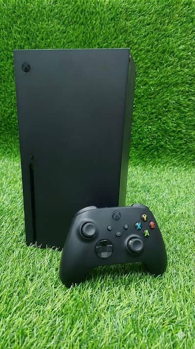 XBOX series X good condition with box