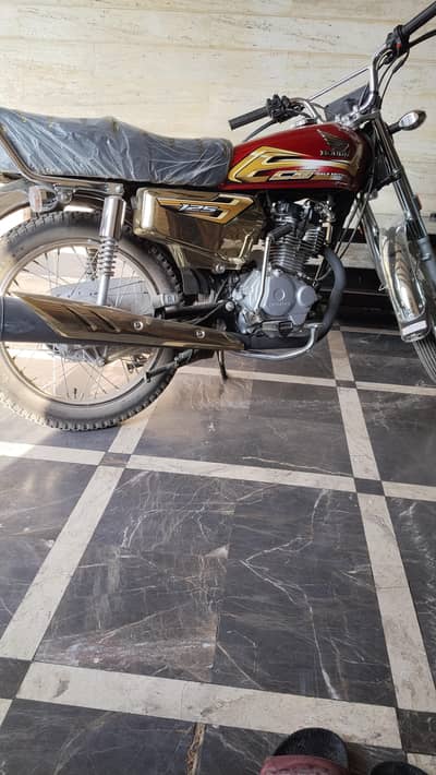 honda 125 brand new condition